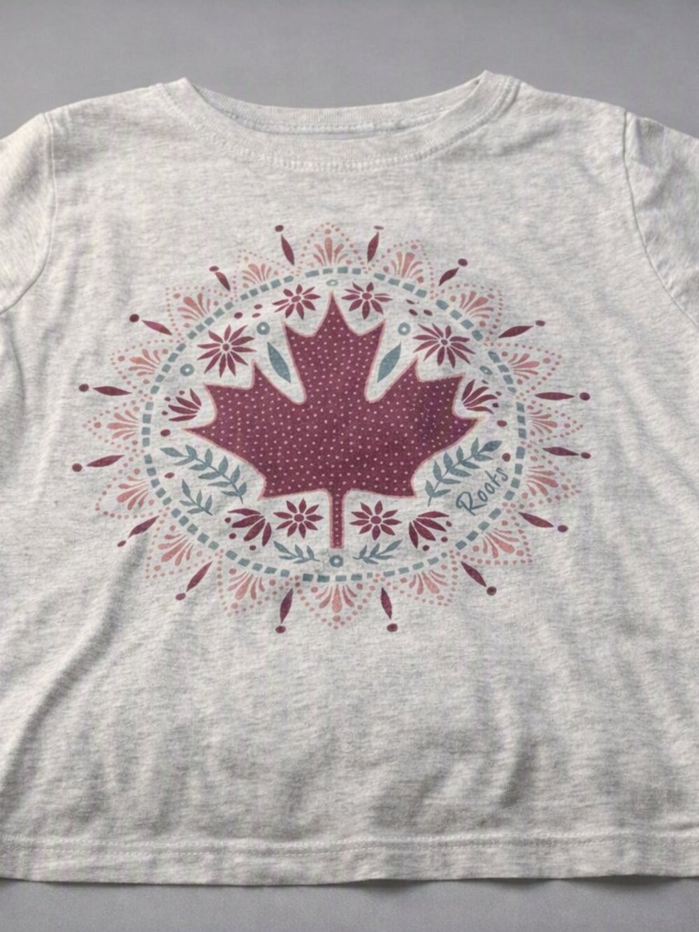 Gray T-Shirt with a Maroon Leaf Size (5-6)